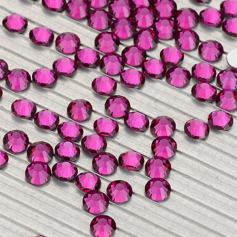Fucsia Bright SS3-SS50 cristal - Nail Art Fuchsia recensione e prezzo